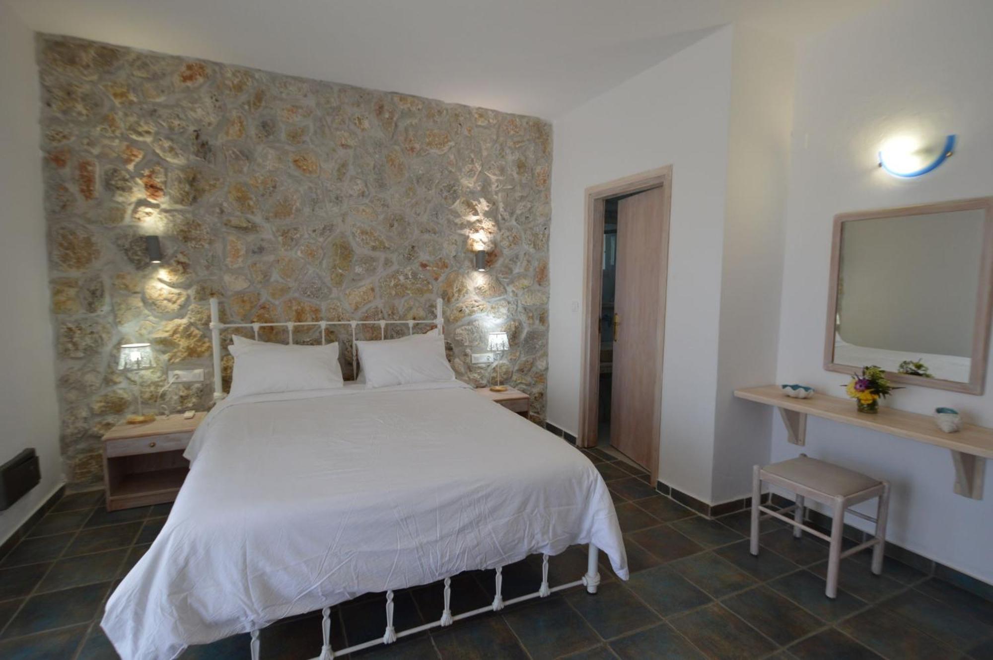 Kathara Bay Apartments Фалираки Екстериор снимка