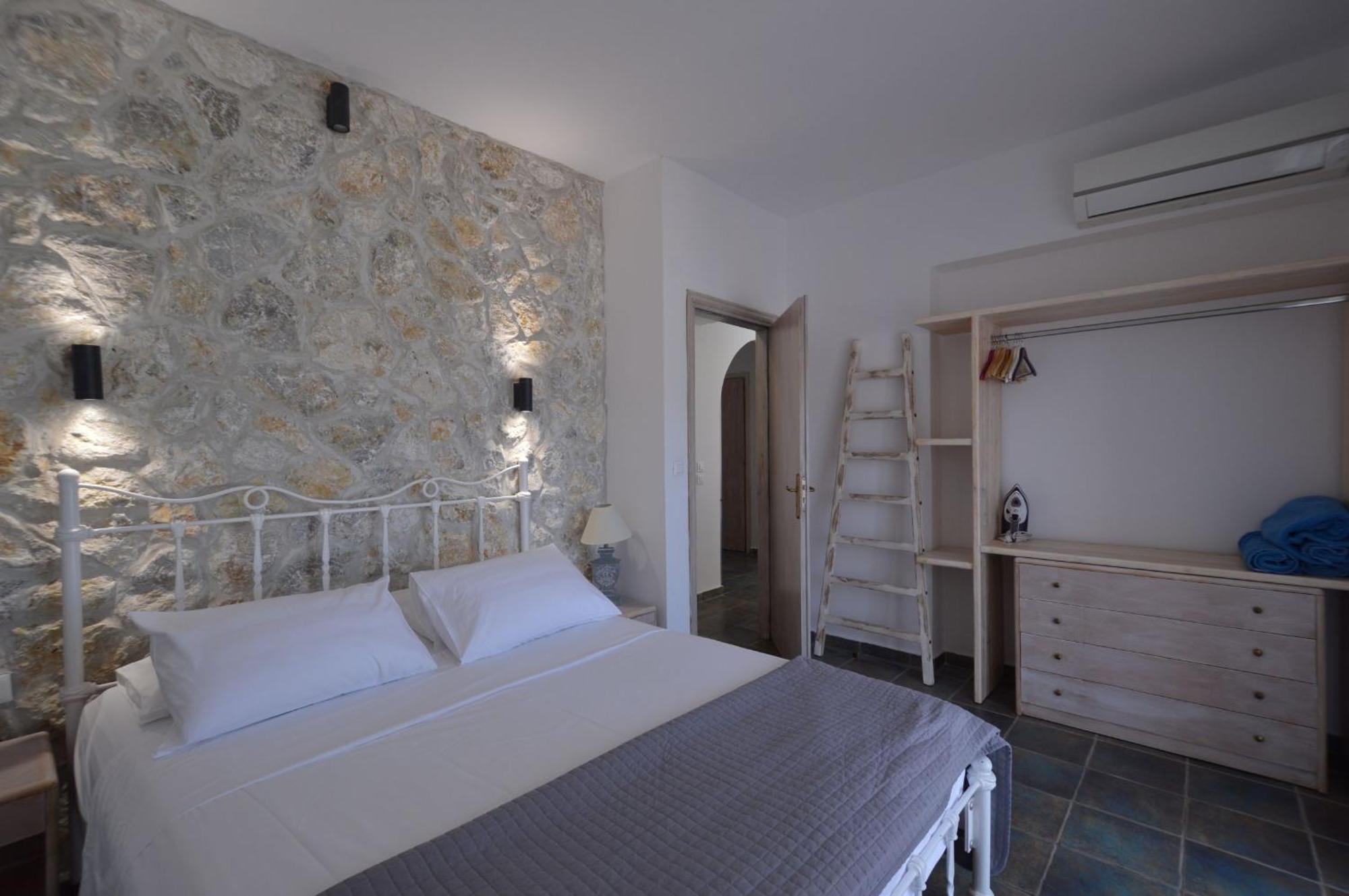 Kathara Bay Apartments Фалираки Екстериор снимка