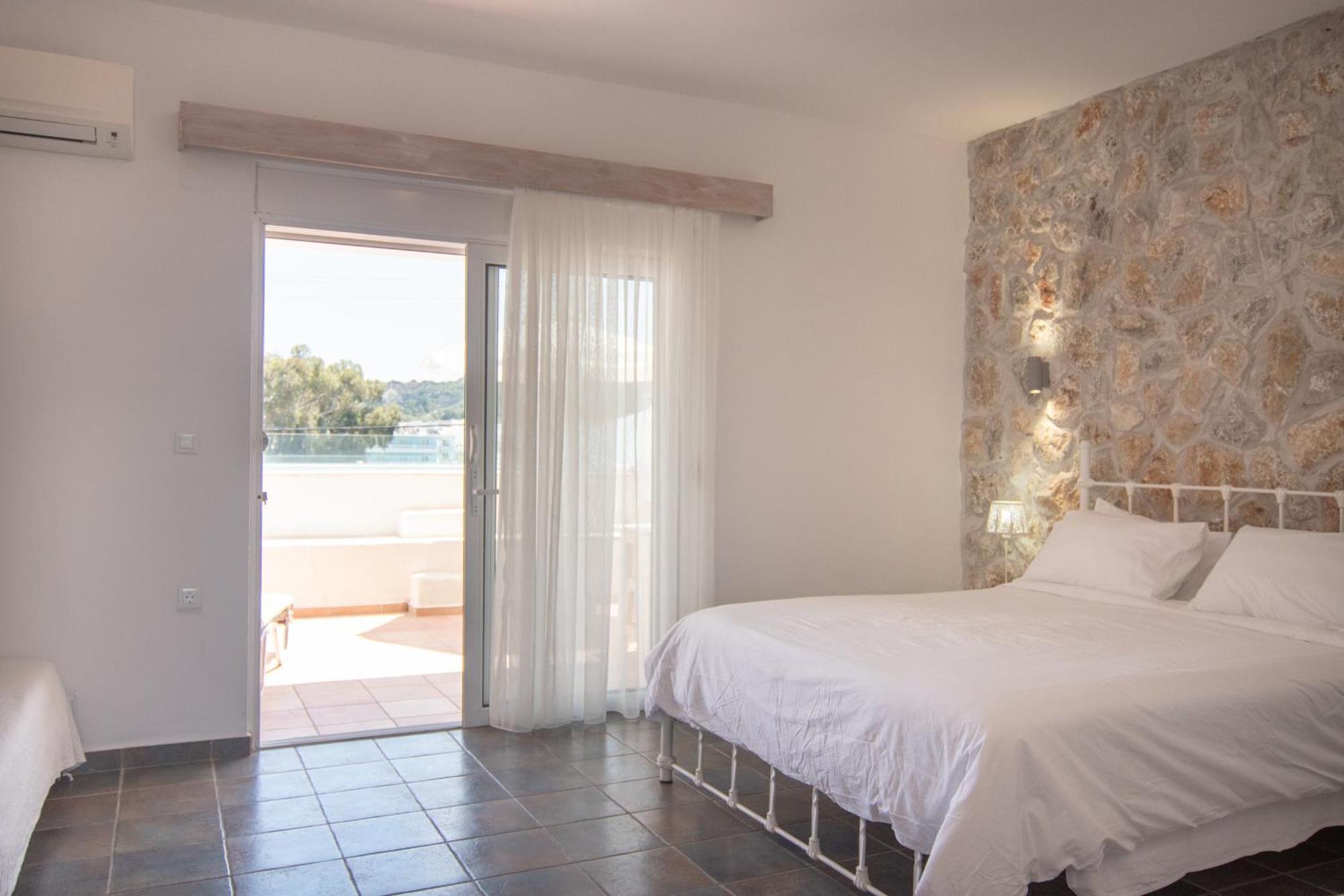 Kathara Bay Apartments Фалираки Екстериор снимка
