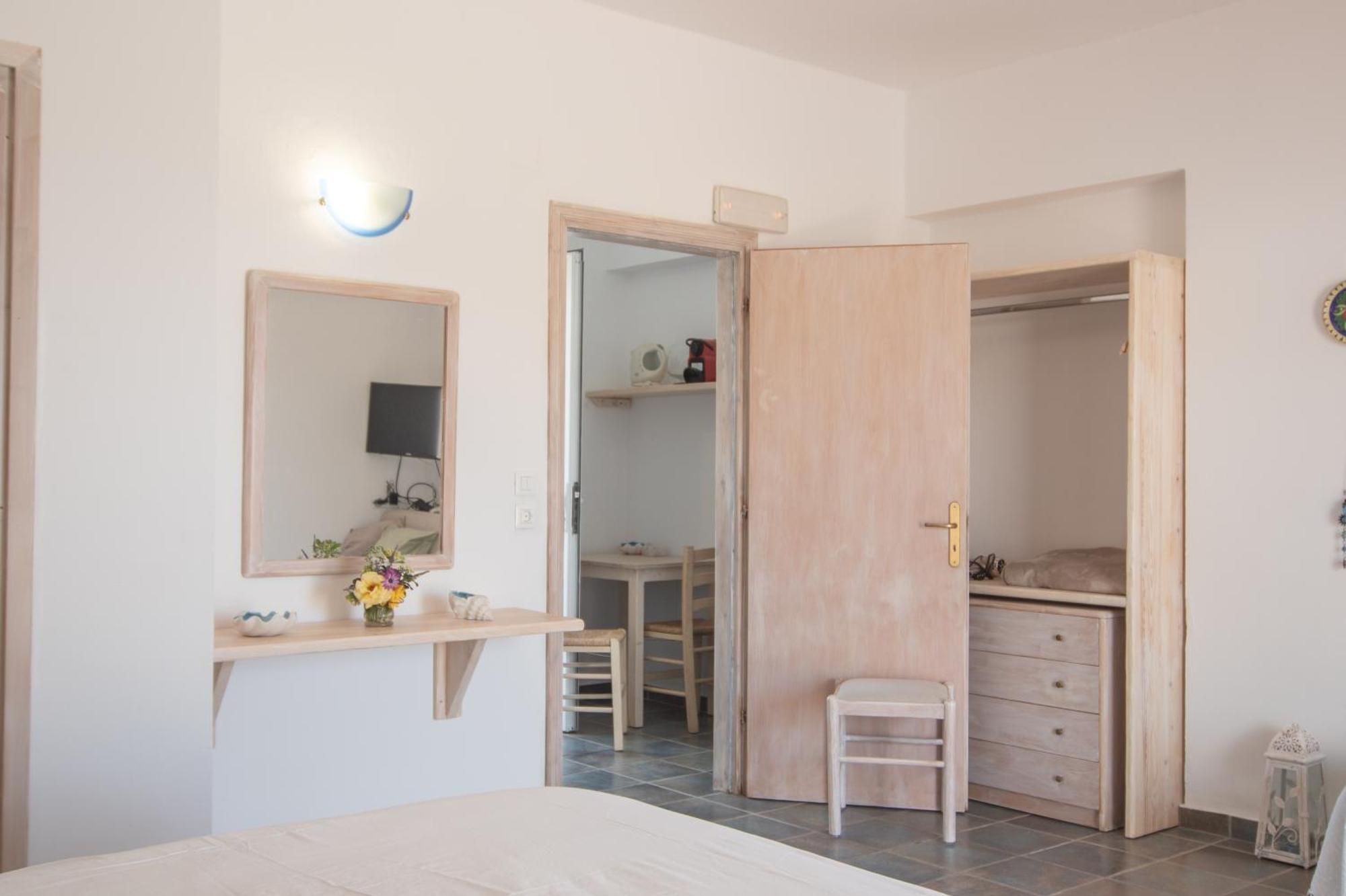 Kathara Bay Apartments Фалираки Екстериор снимка